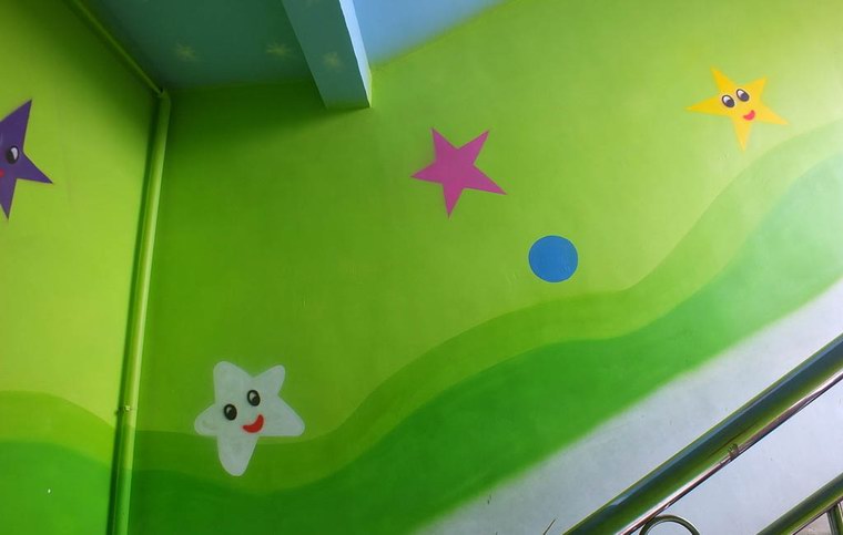 幼儿园墙绘 墙壁上的小星星